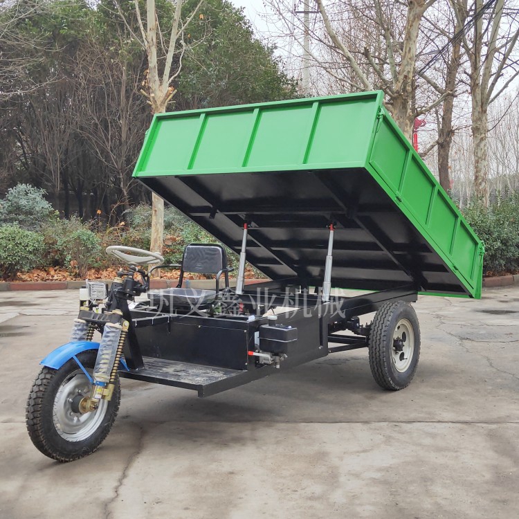 3噸電動(dòng)翻斗車為你搬運(yùn)呼哮而來